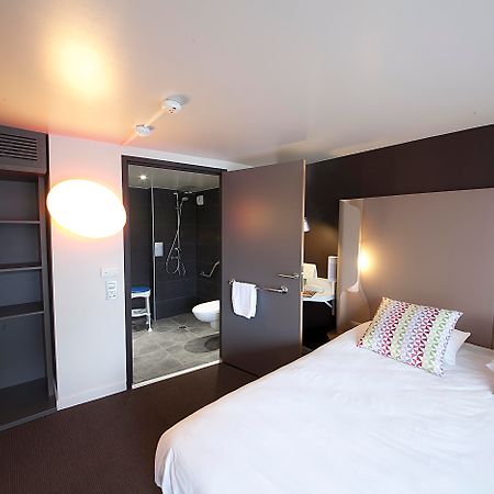 Campanile Clermont-Ferrand ~ Aubiere Hotell Exteriör bild